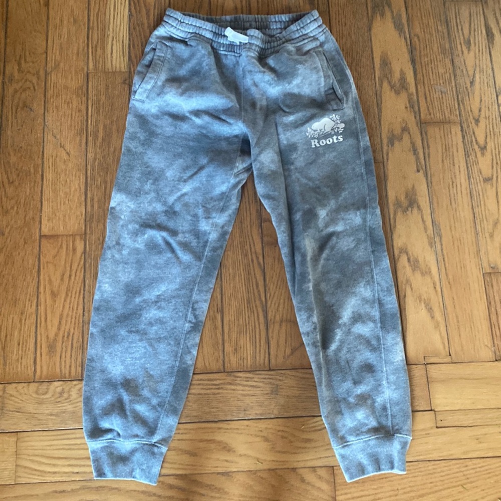 Roots pants
